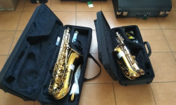 Na zdjęciu saksofony  