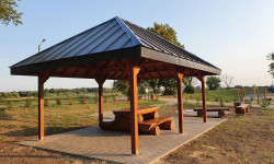 Na zdjęciu widoczna altana, miejsce rekreacji przy ul. Ciesielczuka w Hrubieszowie